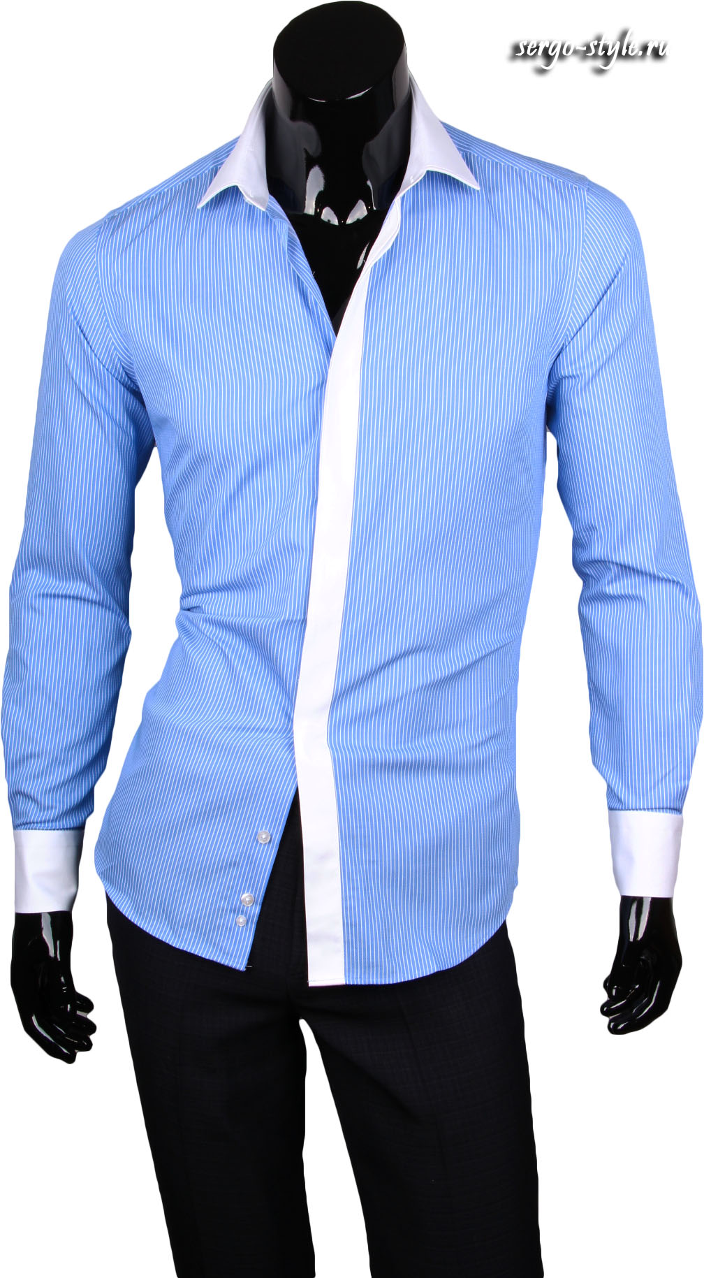 Голубая рубашка с белым воротником и манжетами