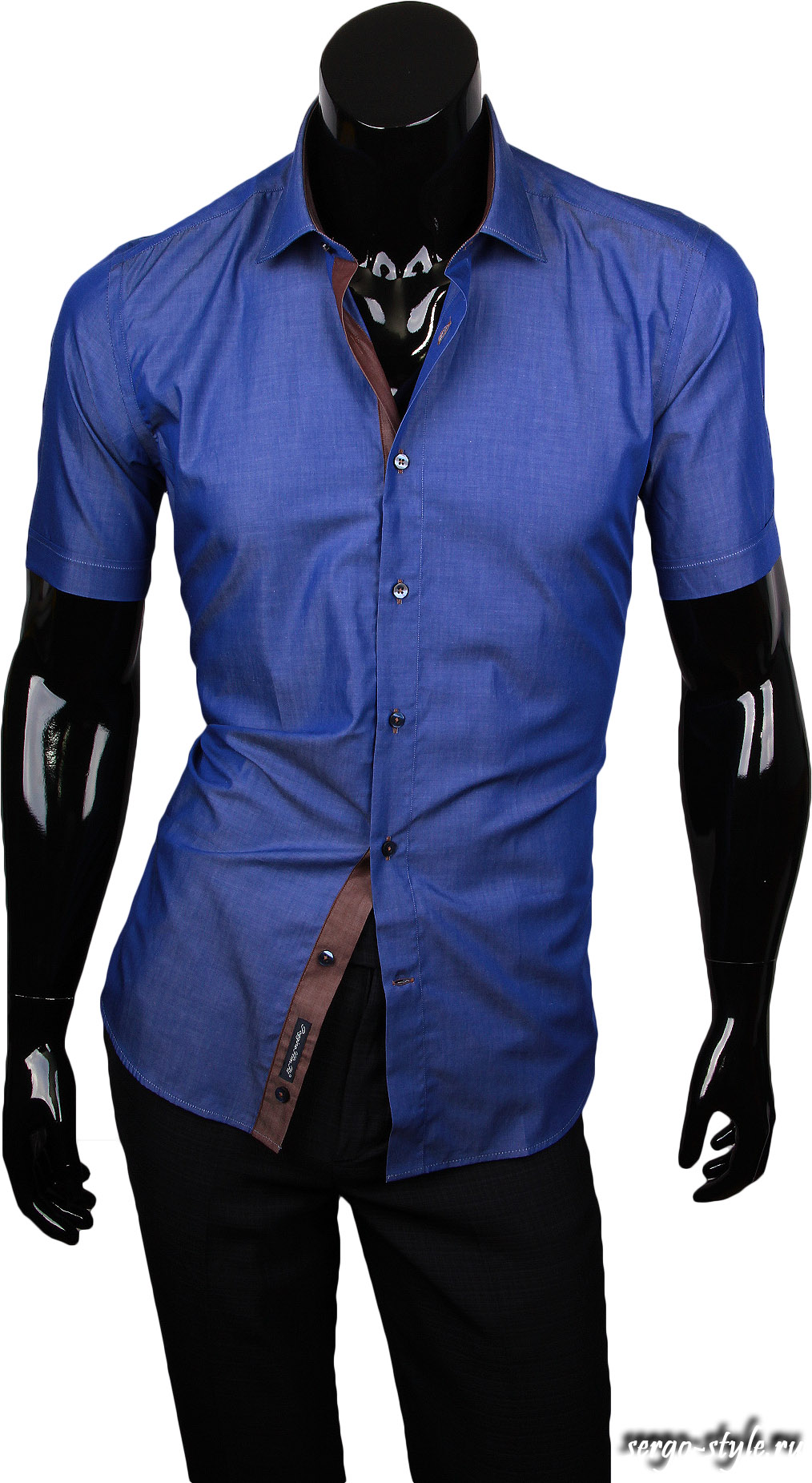 Синяя приталенная мужская рубашка с коротким рукавом