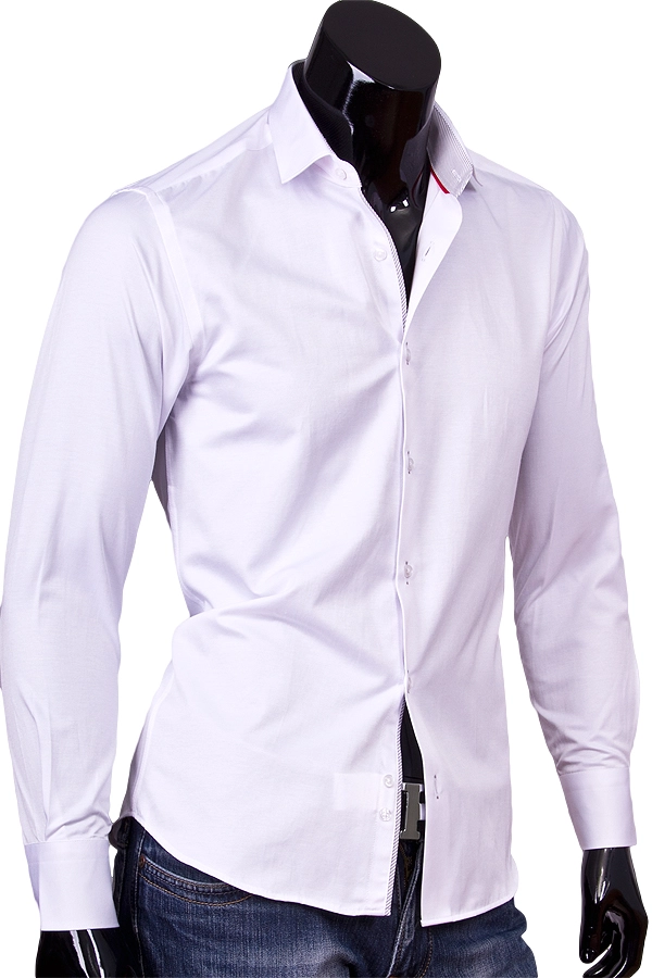 Мужская рубашка белого цвета с классическим воротником фото