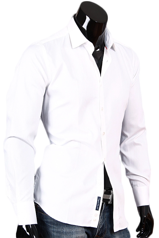 Белая приталенная сорочка с классическим воротником