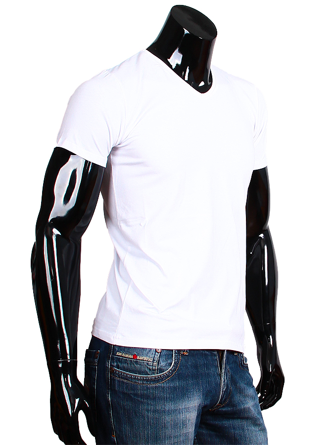 Однотонная приталенная мужская футболка белого цвета