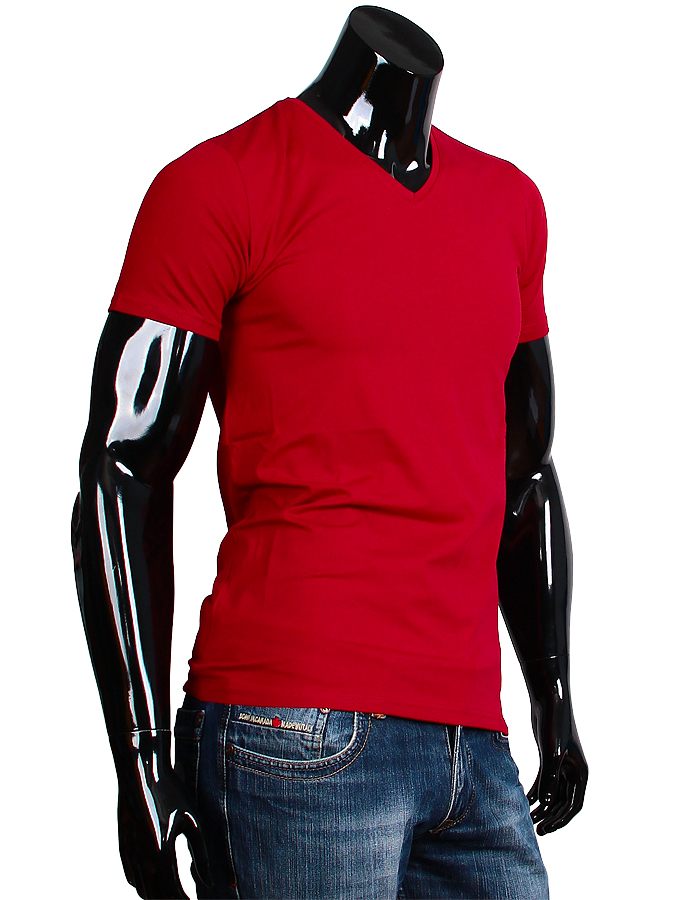 Однотонная приталенная мужская футболка бордового цвета