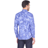 Синяя приталенная мужская рубашка Rvvaldi 1600-08 в огурцах